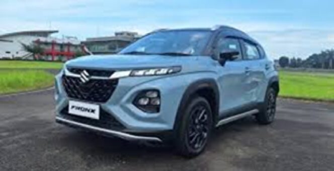 
DIBANDINGKAN DENGAN PESAINGNYA, SUZUKI FRONX MEMILIKI RADIUS PUTAR TERKECIL