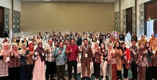 
INDONESIA MEMBUTUHKAN PETUGAS KESEHATAN DAERAH UNTUK MENANGANI PENYAKIT